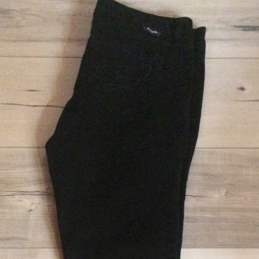 Skinny Jegging